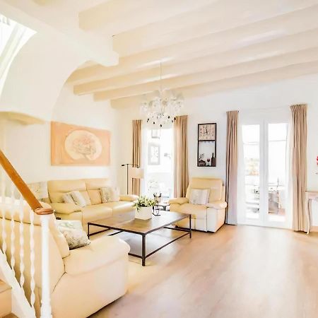 Sitges Spaces Beach House-4 Bedrooms, 3 Bathrooms, Large Terrace, Jacuzzi, Center-Beach ภายนอก รูปภาพ